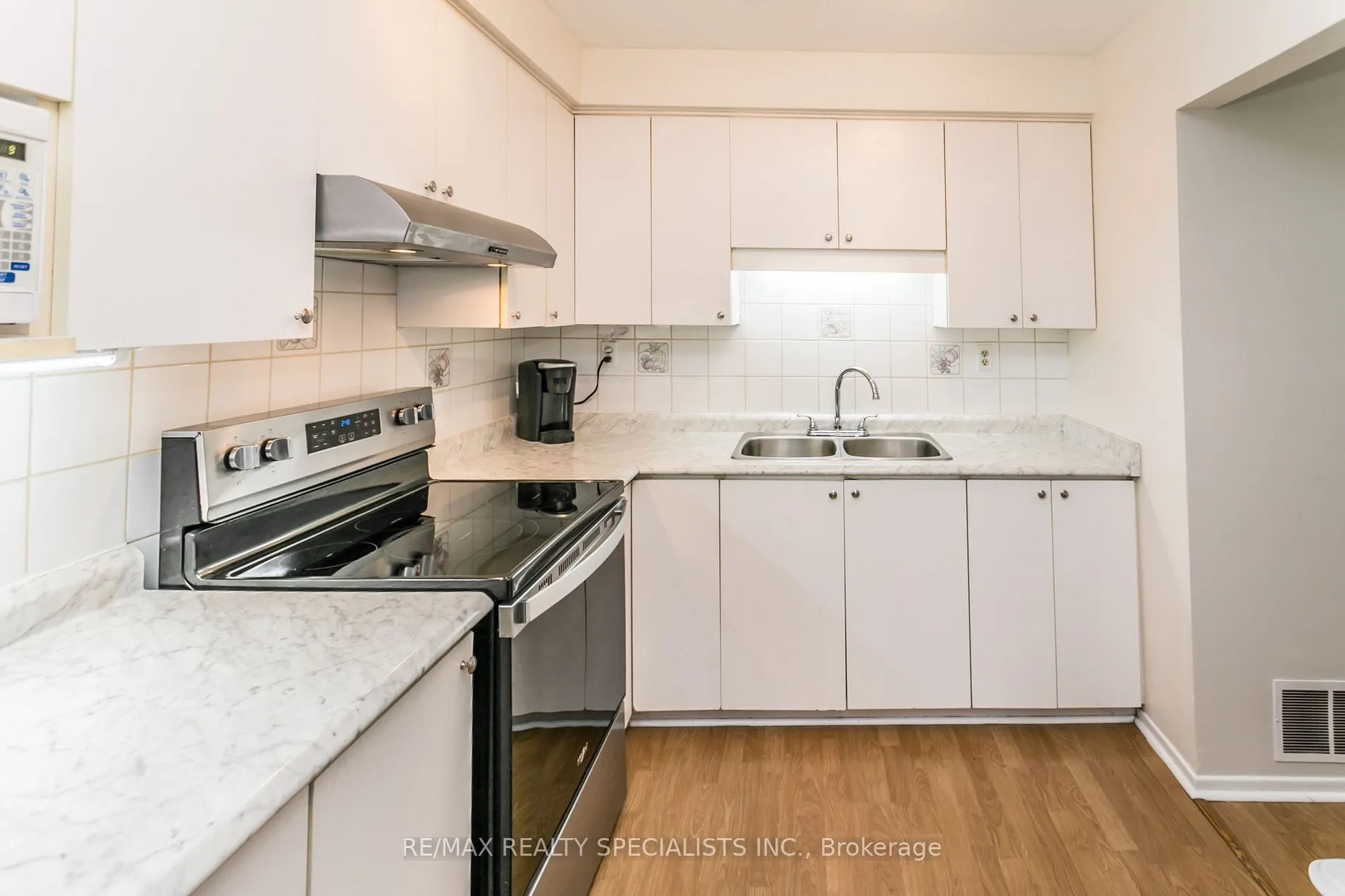 3400 Rhonda Valley Blvd, #5