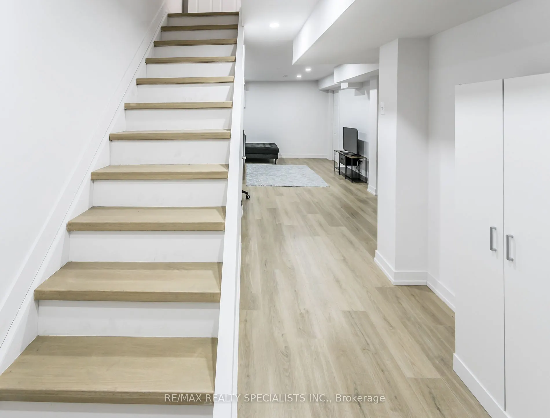 3400 Rhonda Valley Blvd, #5