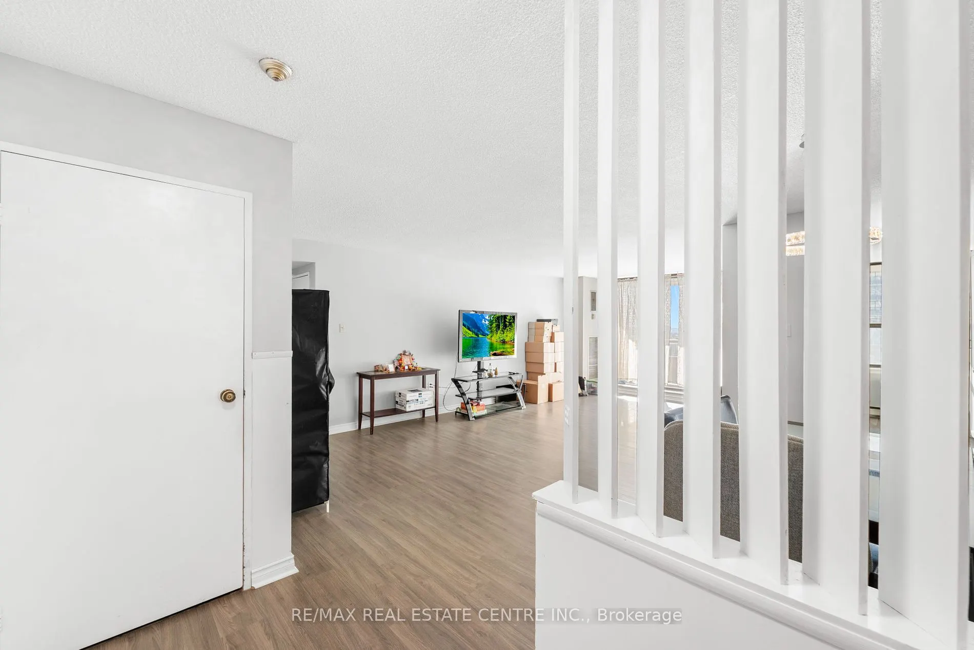 4 Kings cross Rd, #1402