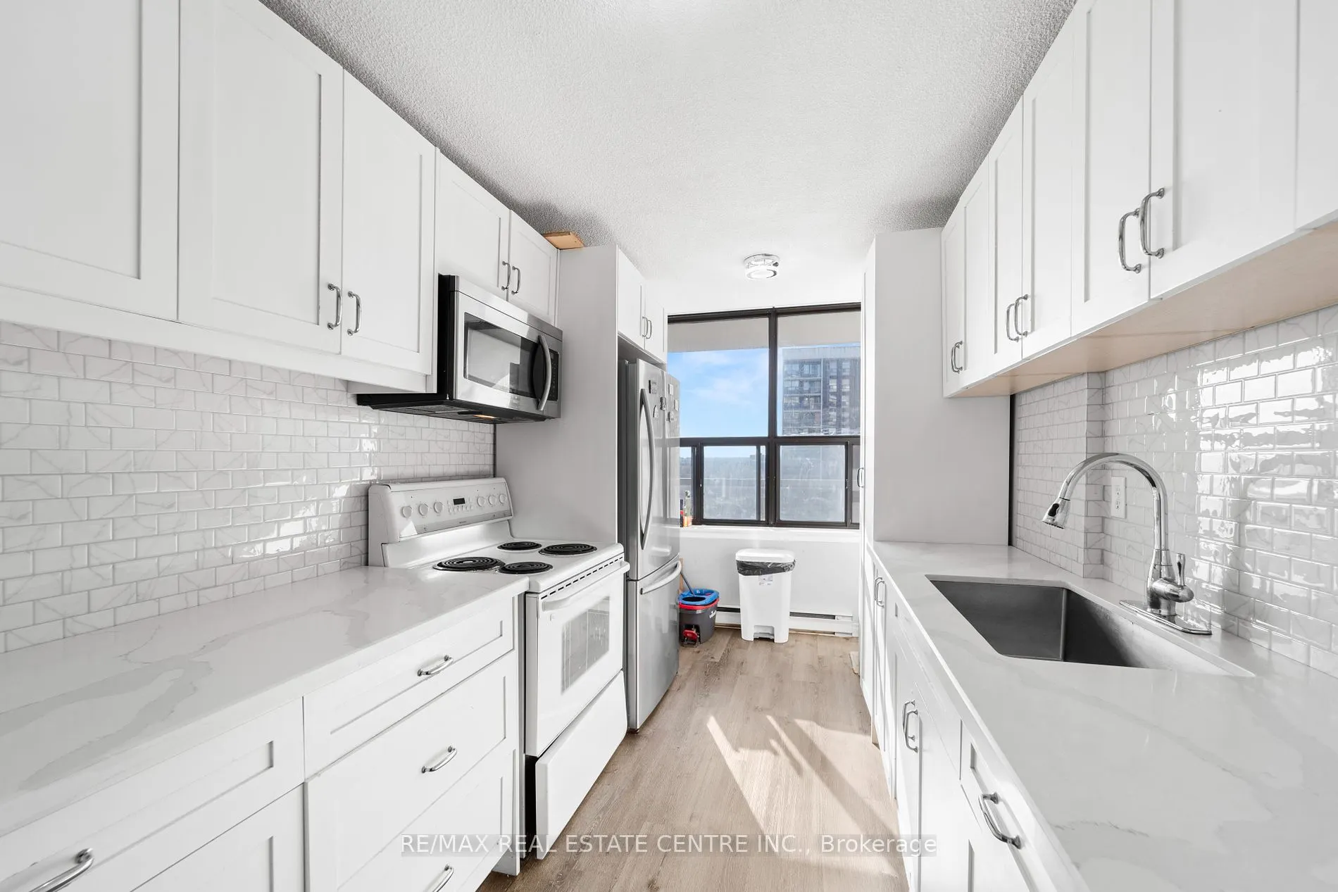 4 Kings cross Rd, #1402