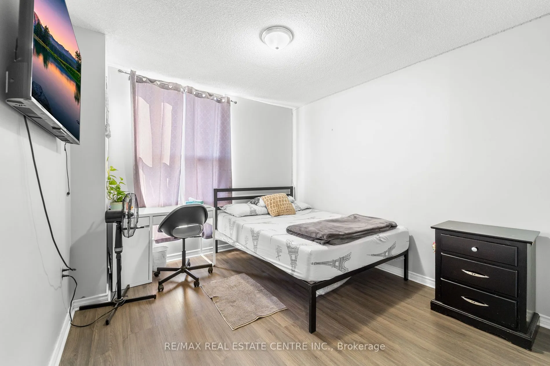 4 Kings cross Rd, #1402