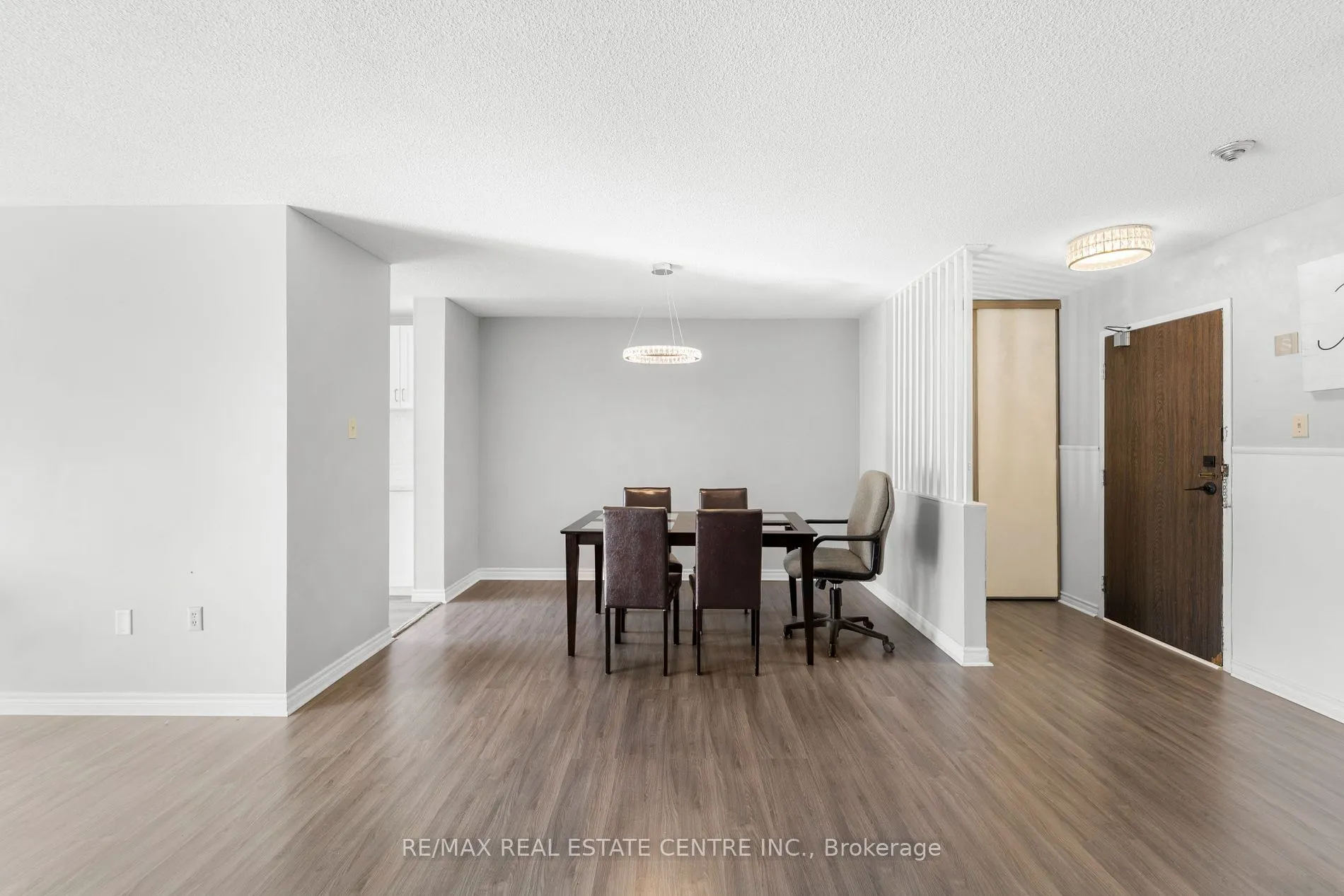 4 Kings cross Rd, #1402