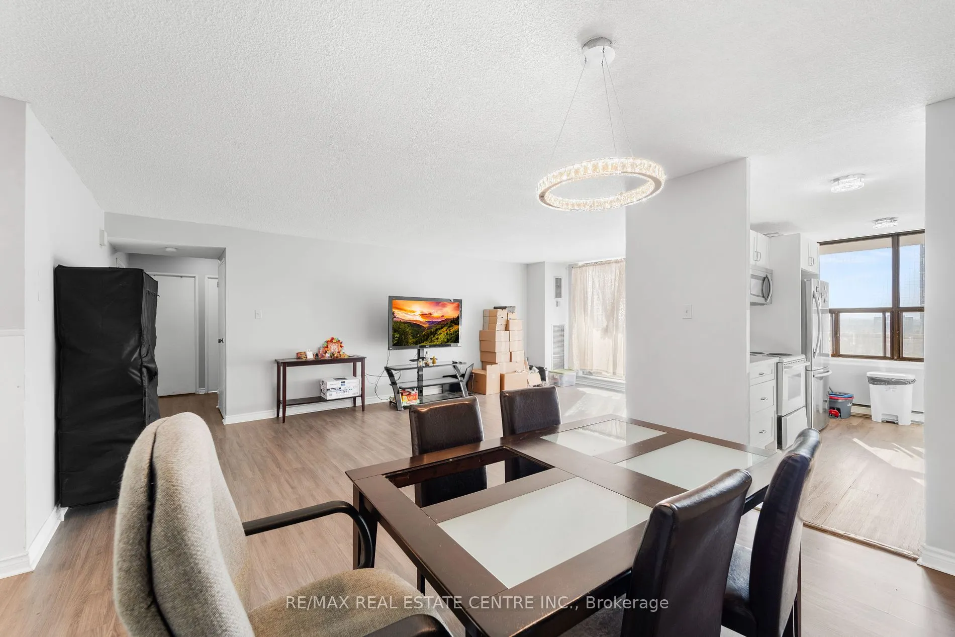 4 Kings cross Rd, #1402