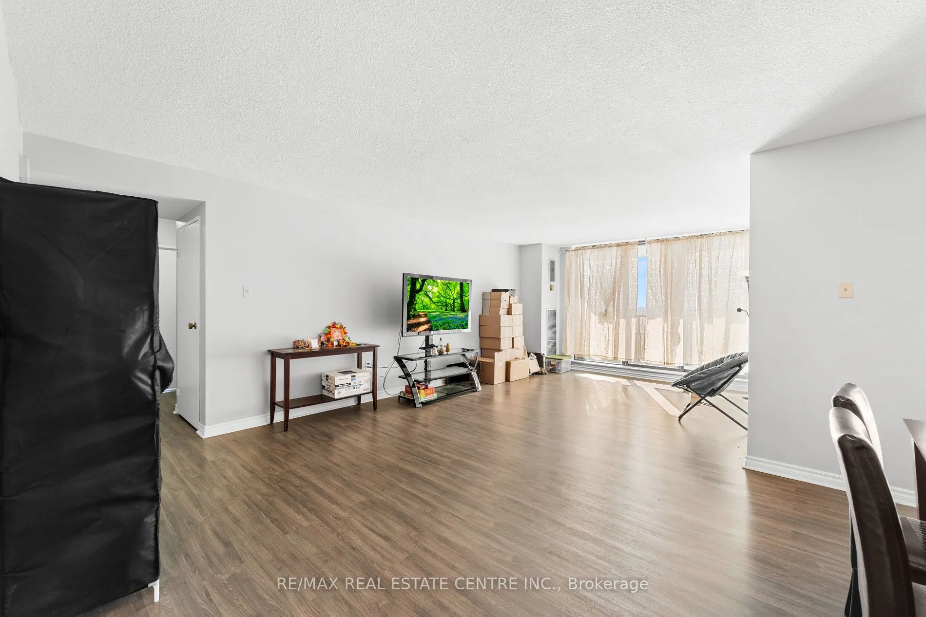 4 Kings cross Rd, #1402