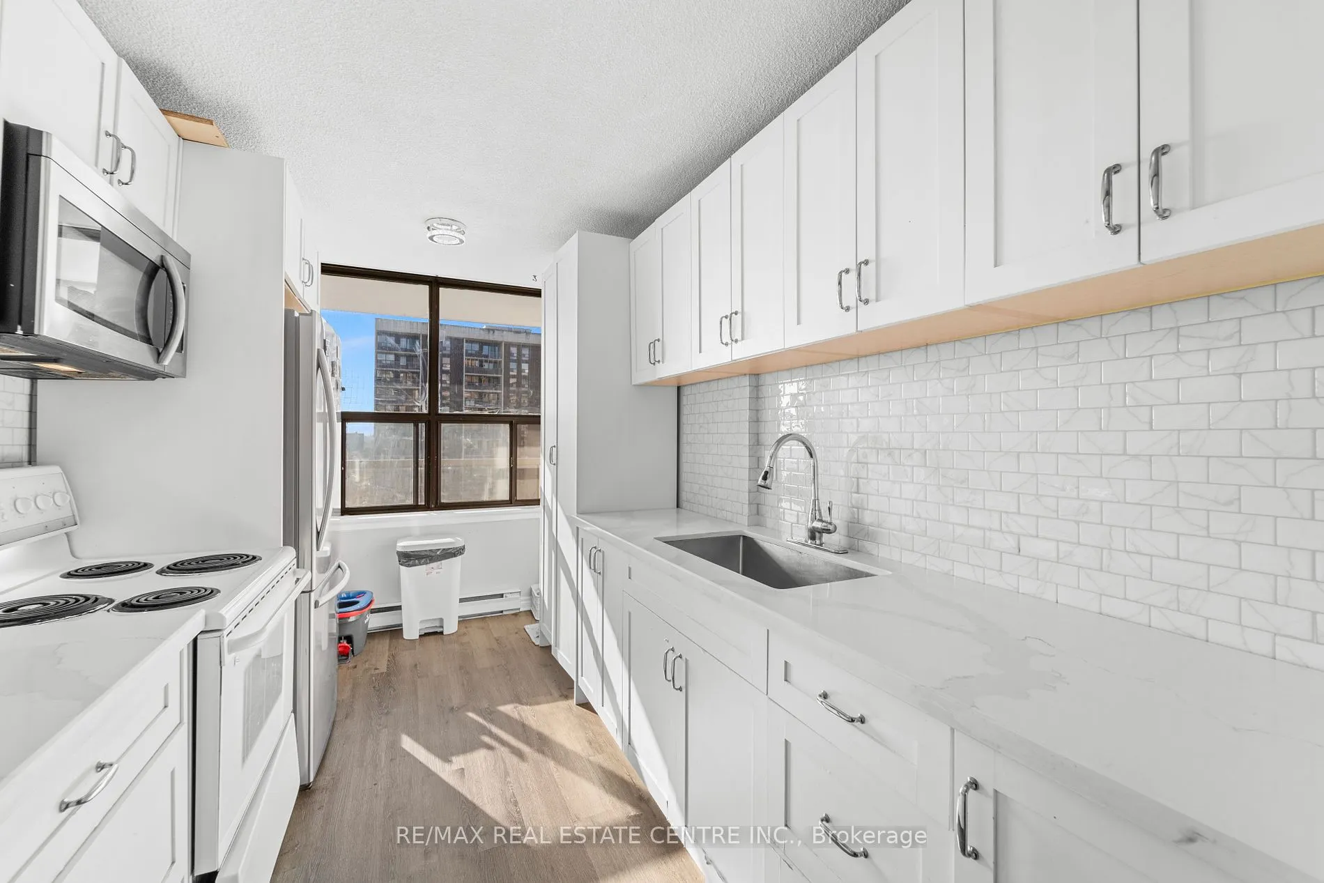 4 Kings cross Rd, #1402