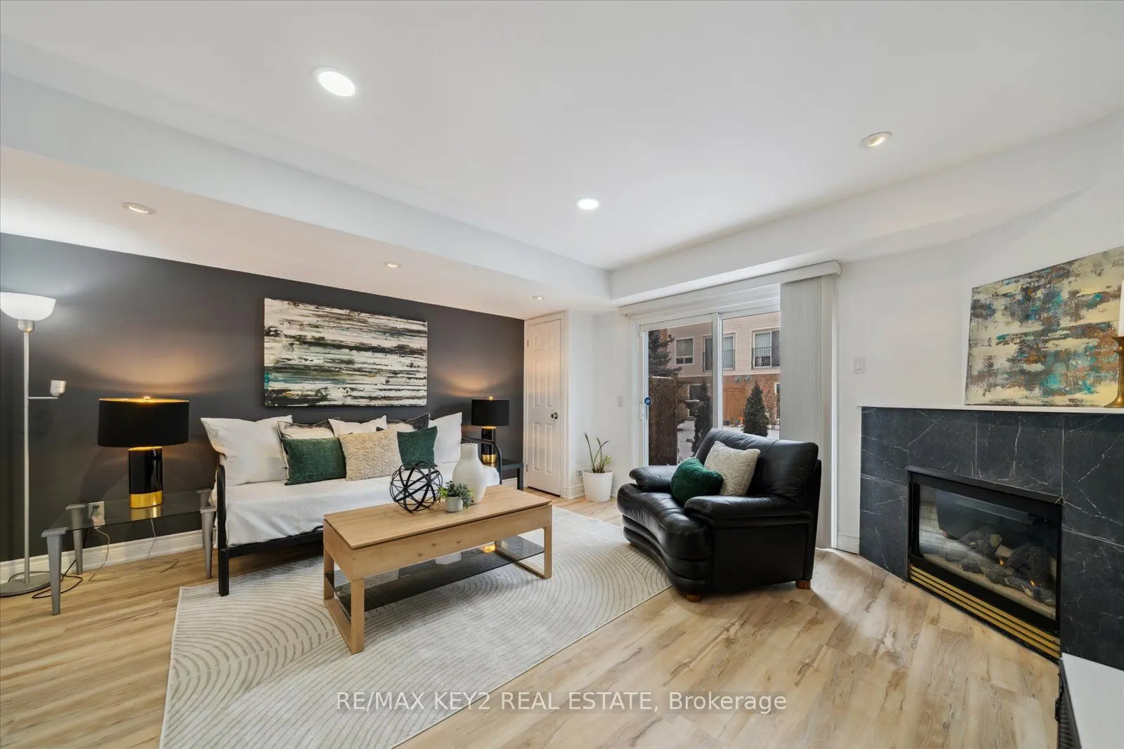 5055 Heatherleigh Ave, #112