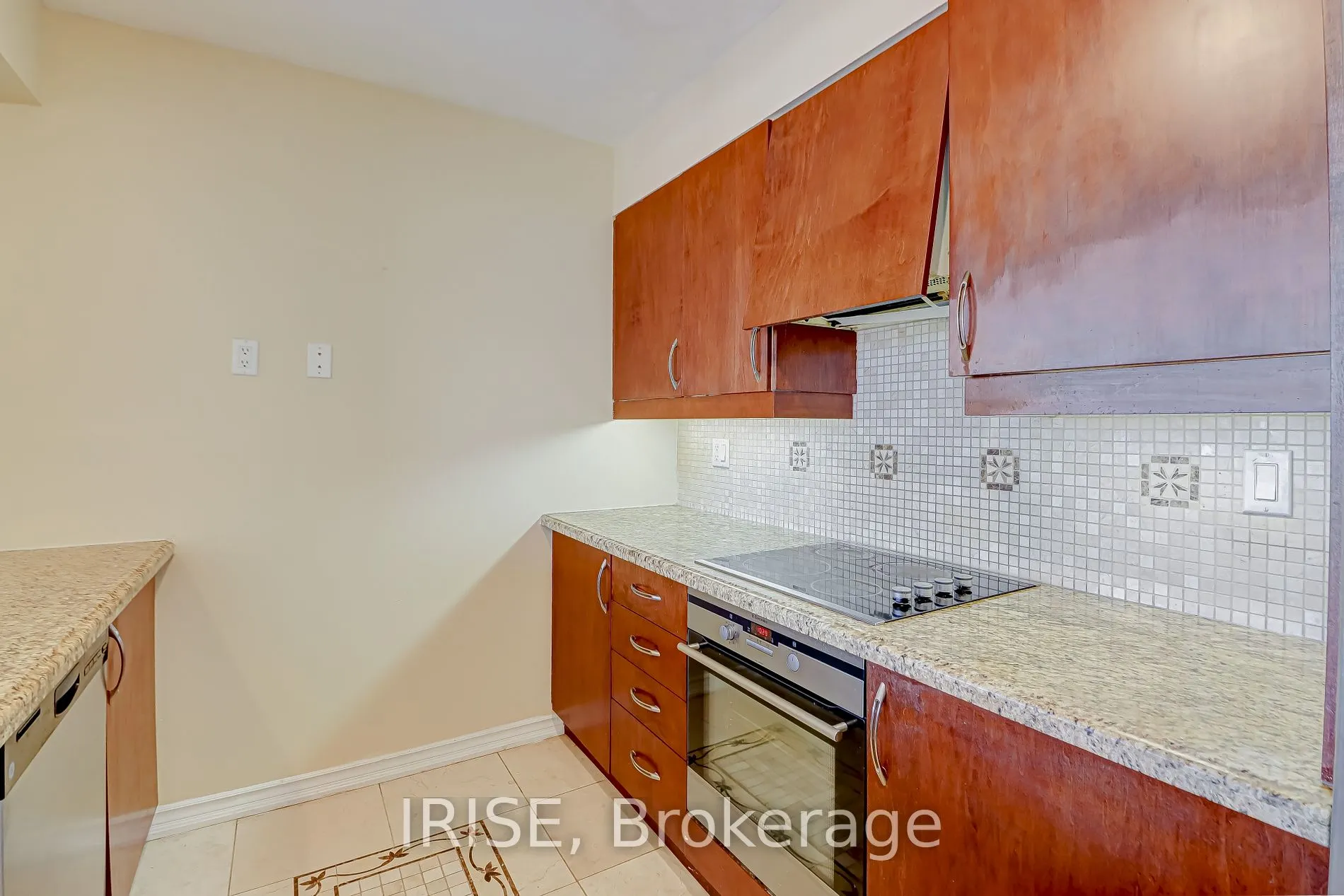 50 Eglinton Ave, #1802