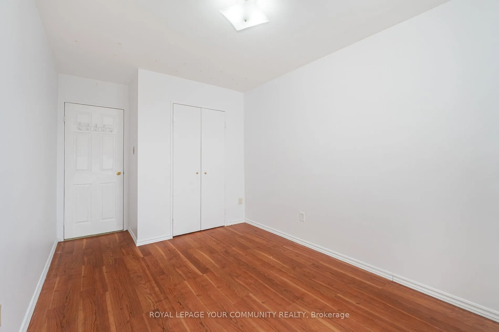 25 Four Winds Dr, #902