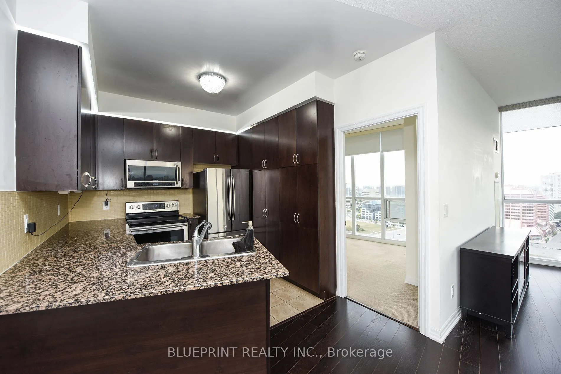 223 Webb Dr, #2002
