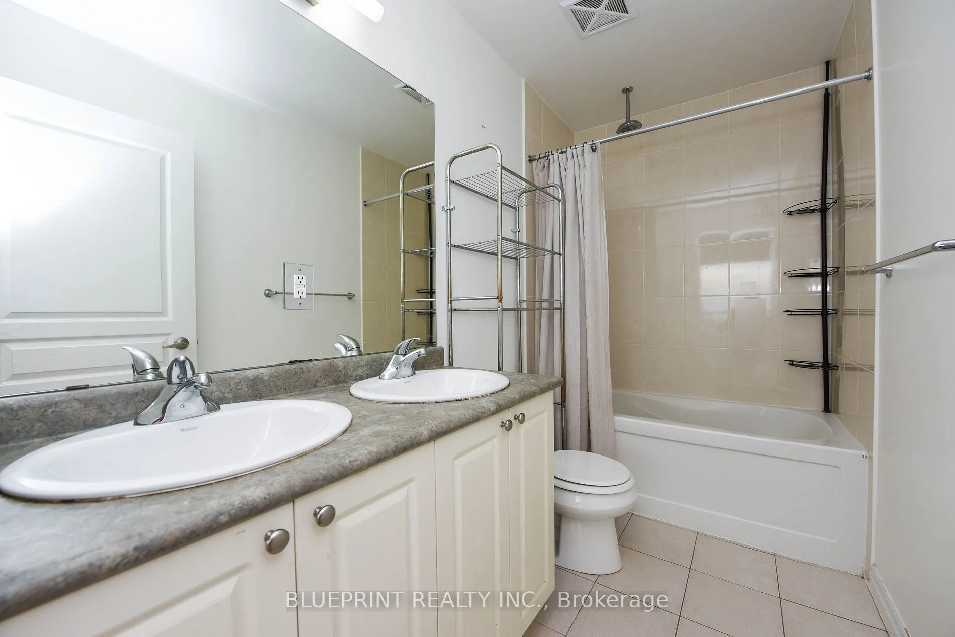 223 Webb Dr, #2002