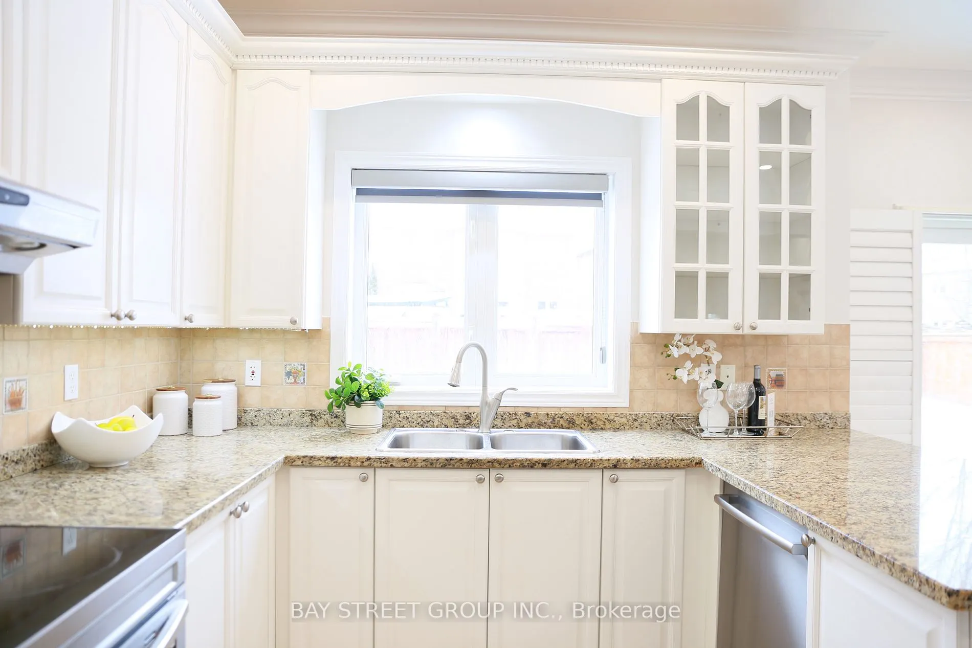2309 Coronation Dr