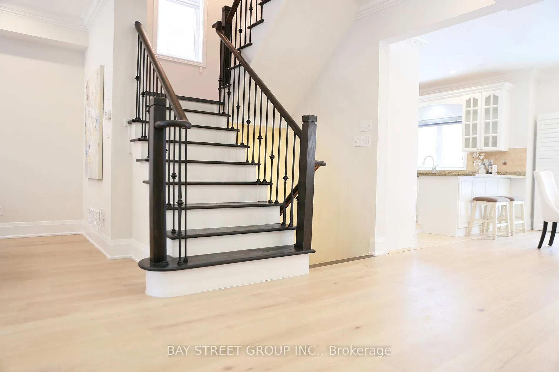 2309 Coronation Dr