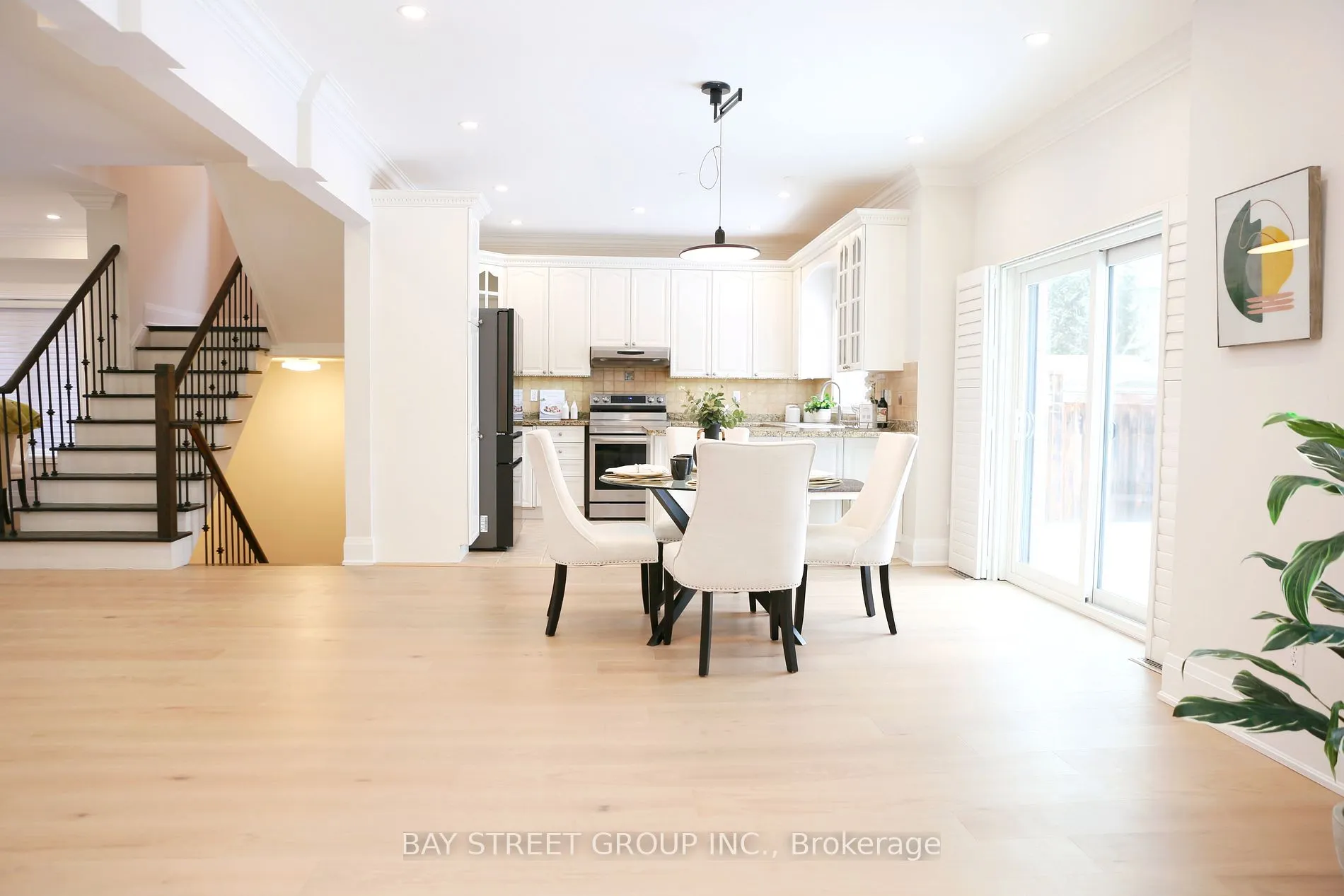 2309 Coronation Dr