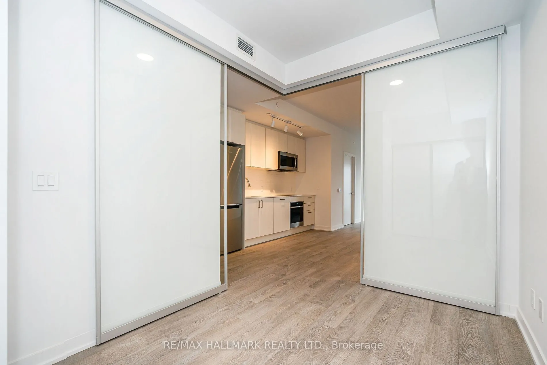 1928 Lake Shore Boulevard W, #1806