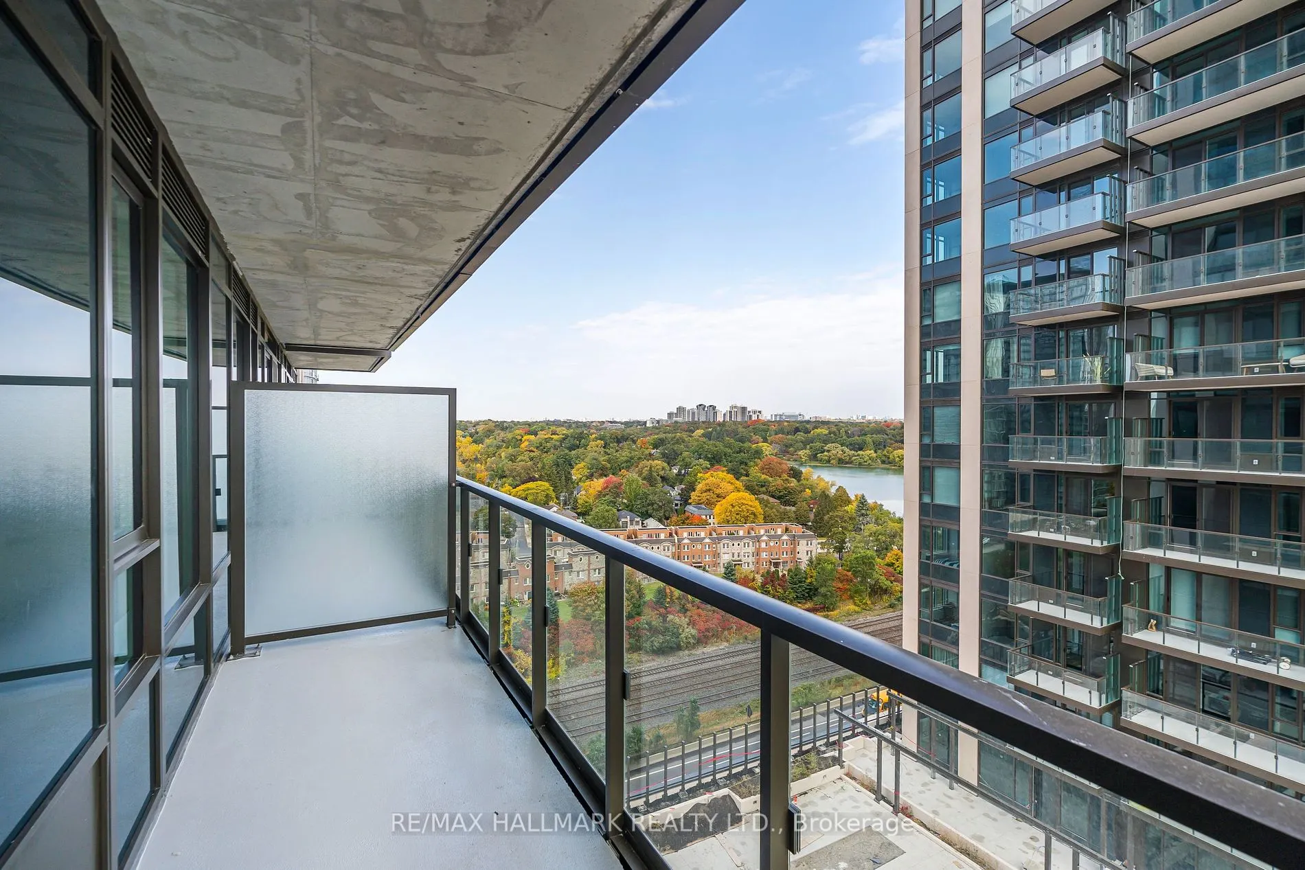 1928 Lake Shore Boulevard W, #1806