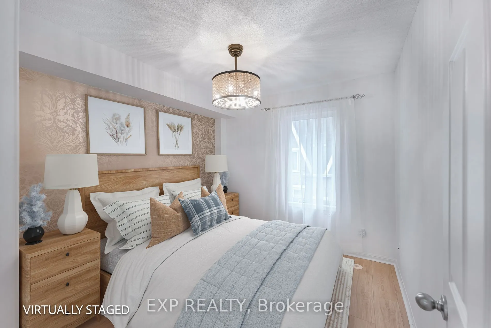 12 Laidlaw St, #806
