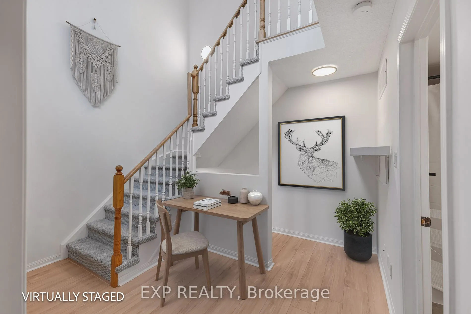 12 Laidlaw St, #806