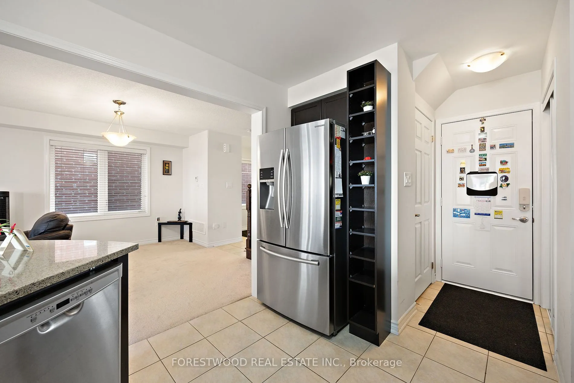 93 Enford Cres