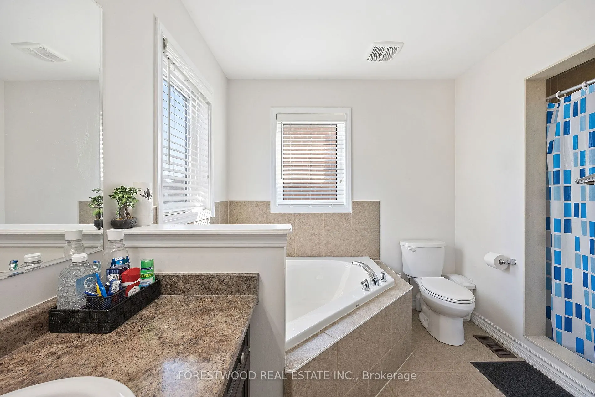 93 Enford Cres