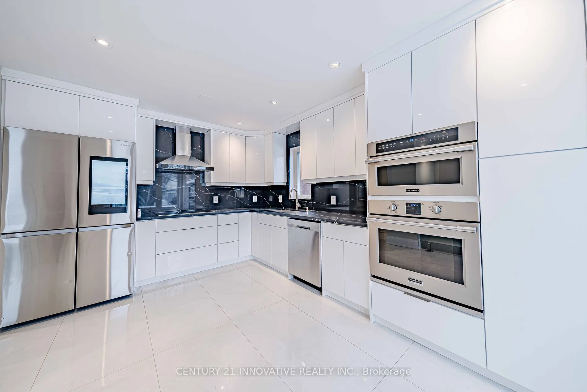 2605 Devonsley Cres