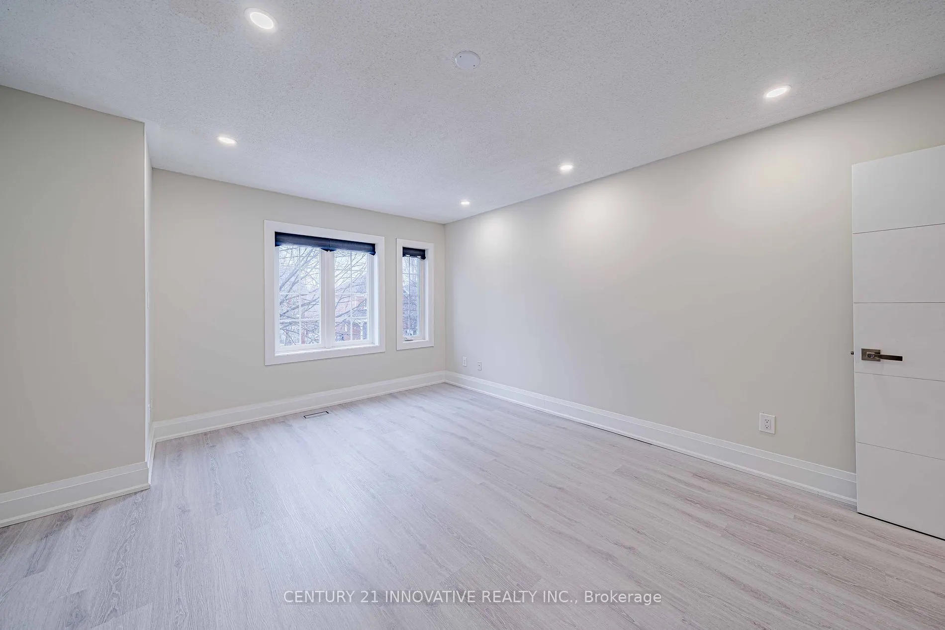 2605 Devonsley Cres