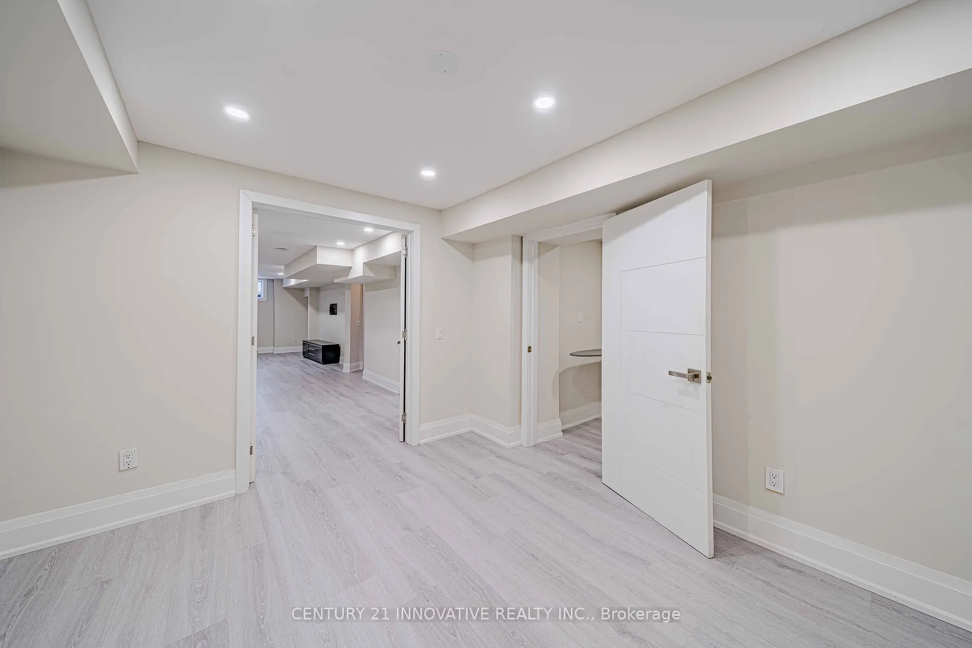 2605 Devonsley Cres