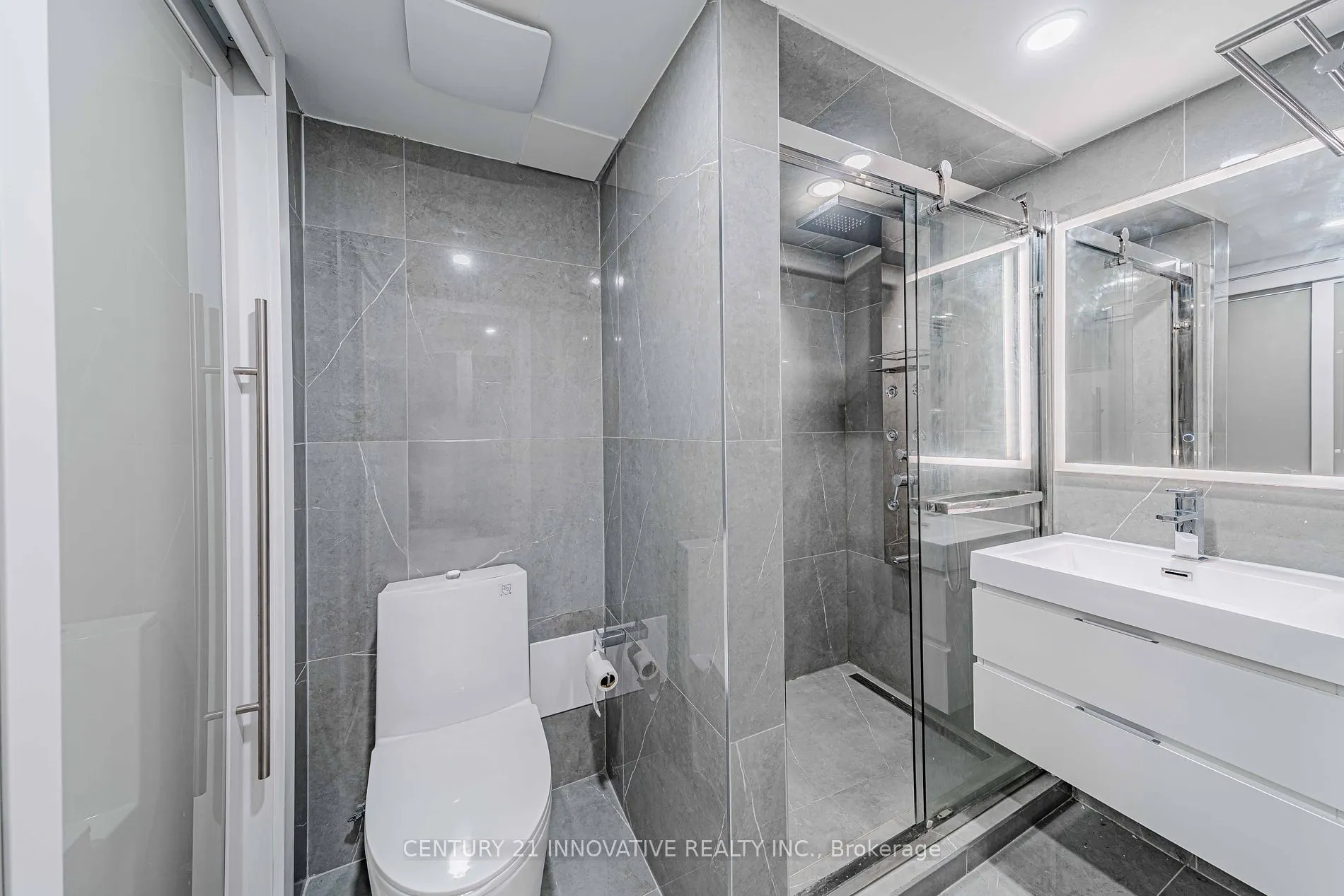 2605 Devonsley Cres