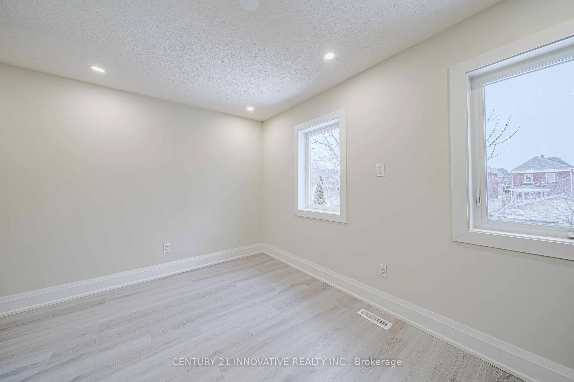 2605 Devonsley Cres