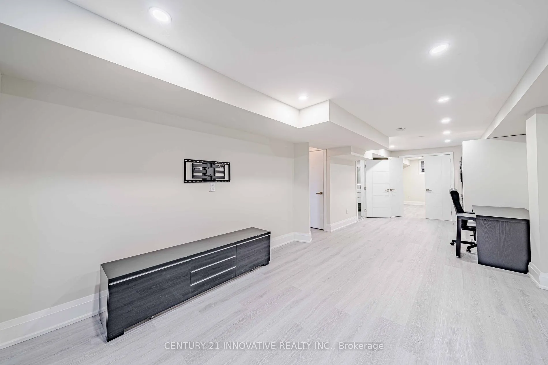 2605 Devonsley Cres
