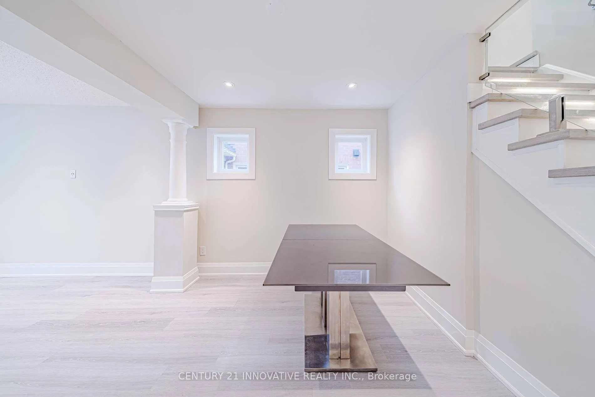 2605 Devonsley Cres