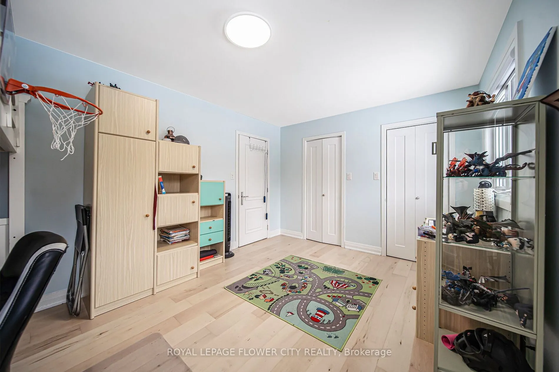 5 Glenn Crt