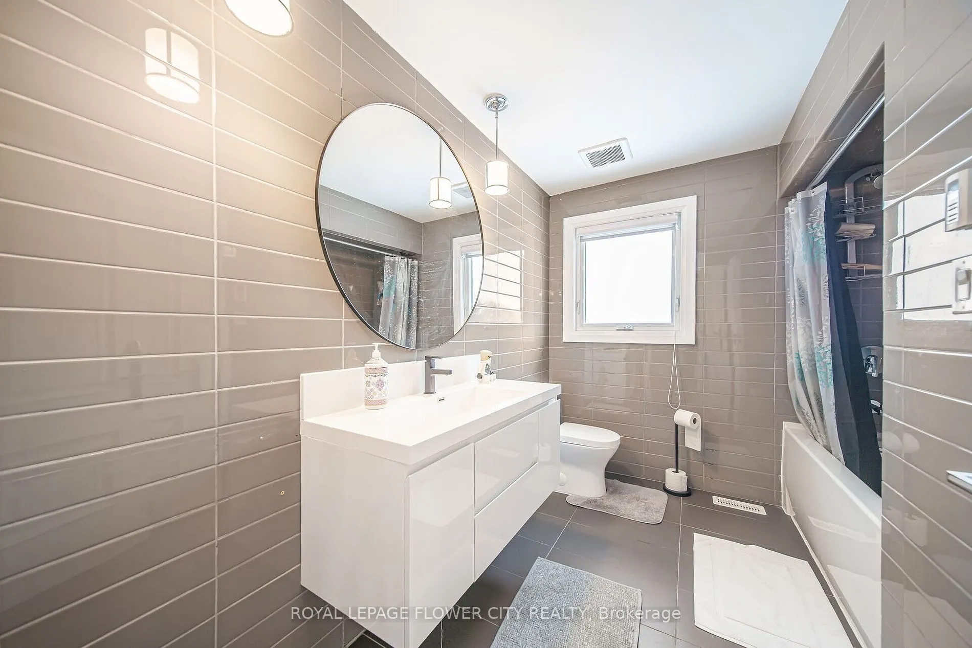 5 Glenn Crt
