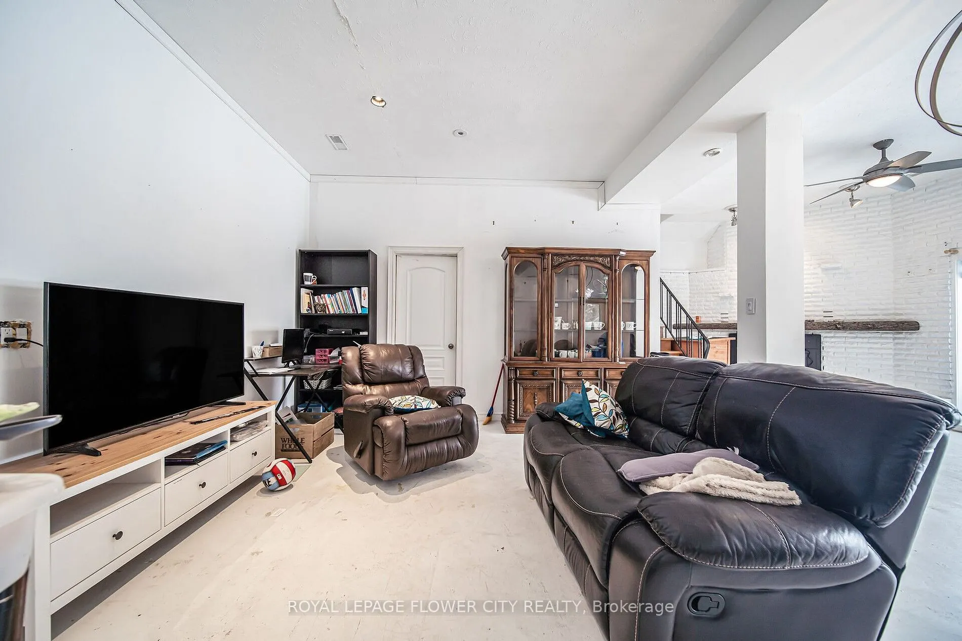 5 Glenn Crt