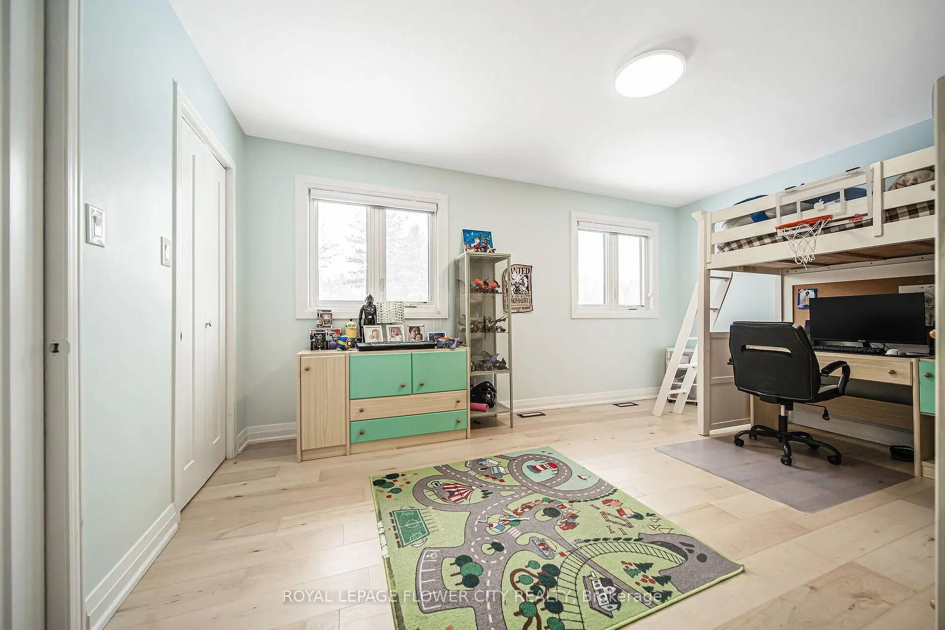 5 Glenn Crt