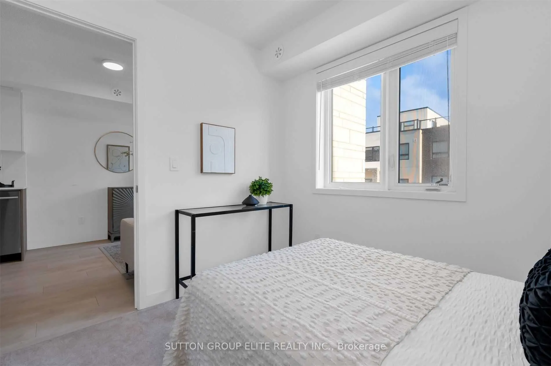 1133 Cooke Blvd, #803