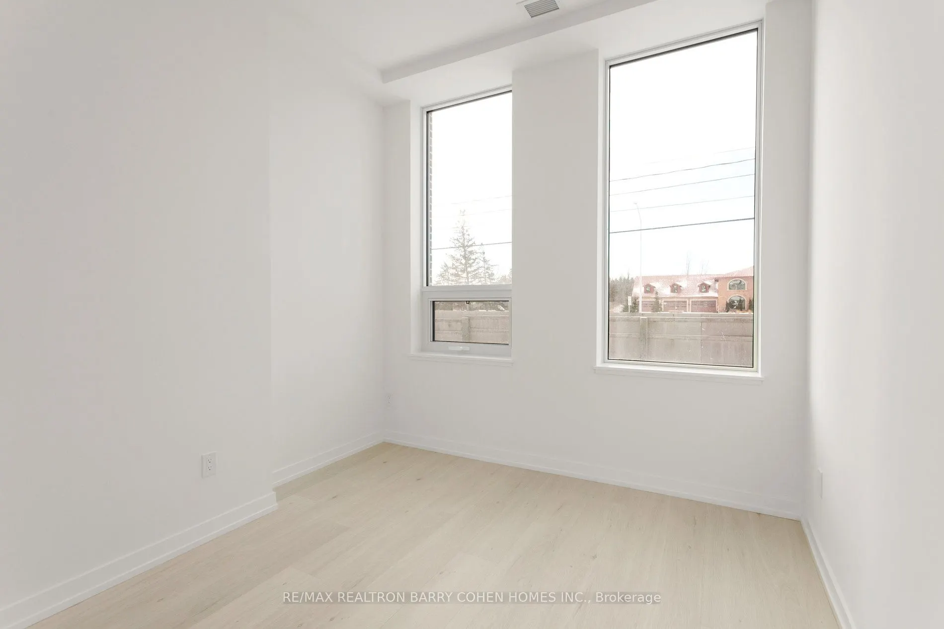 2501 Saw Whet Blvd, #127