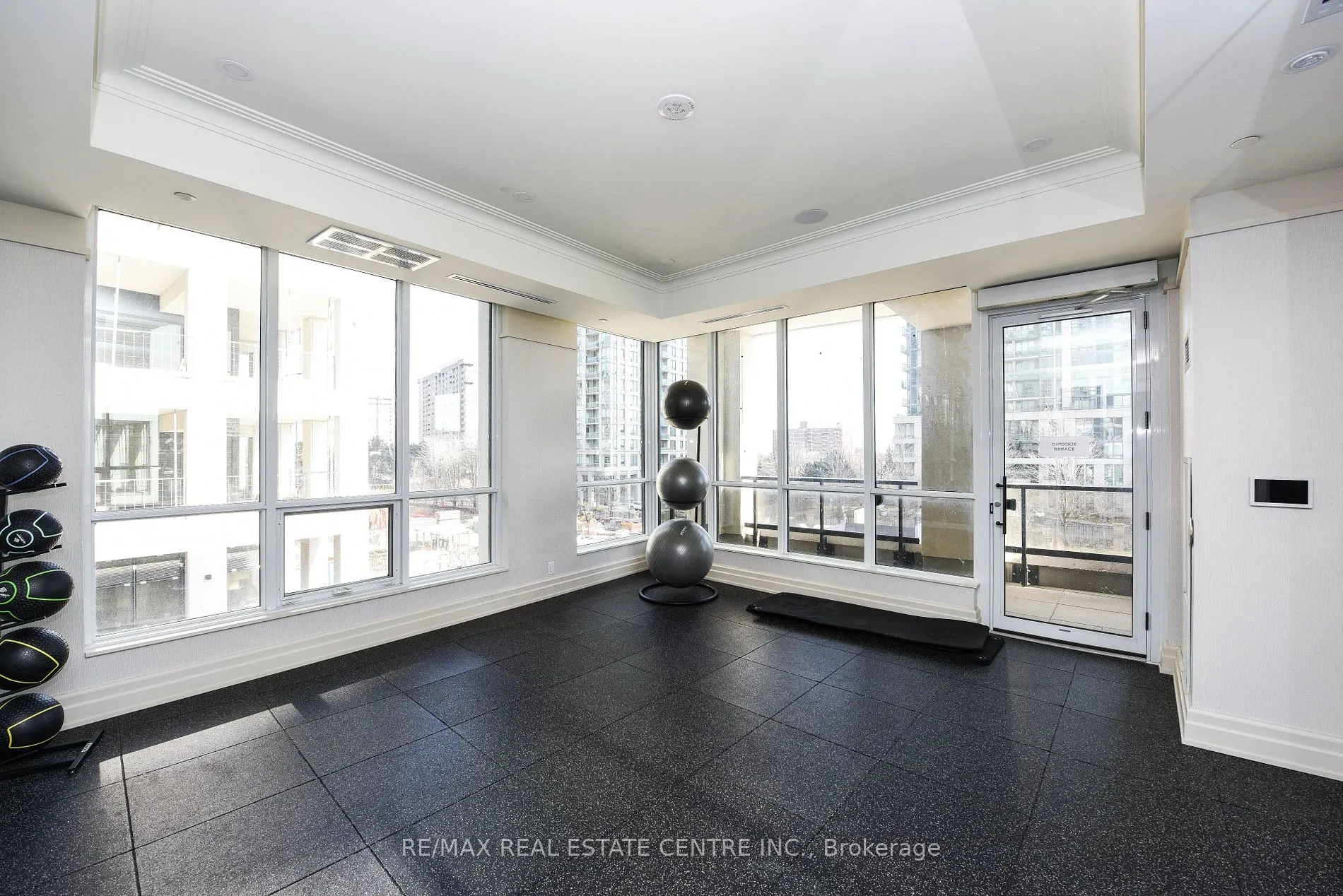 36 Elm Dr W, #3209
