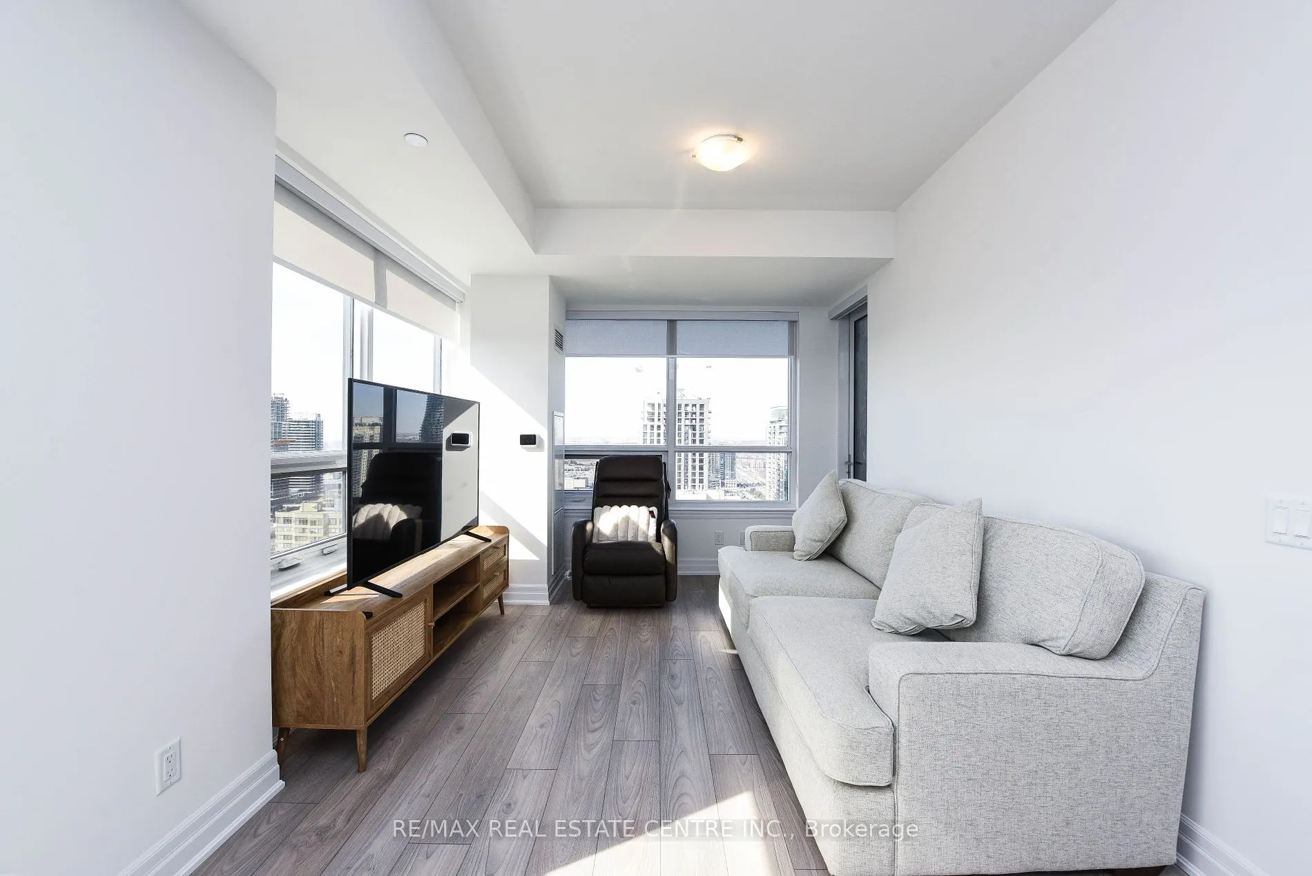 36 Elm Dr W, #3209