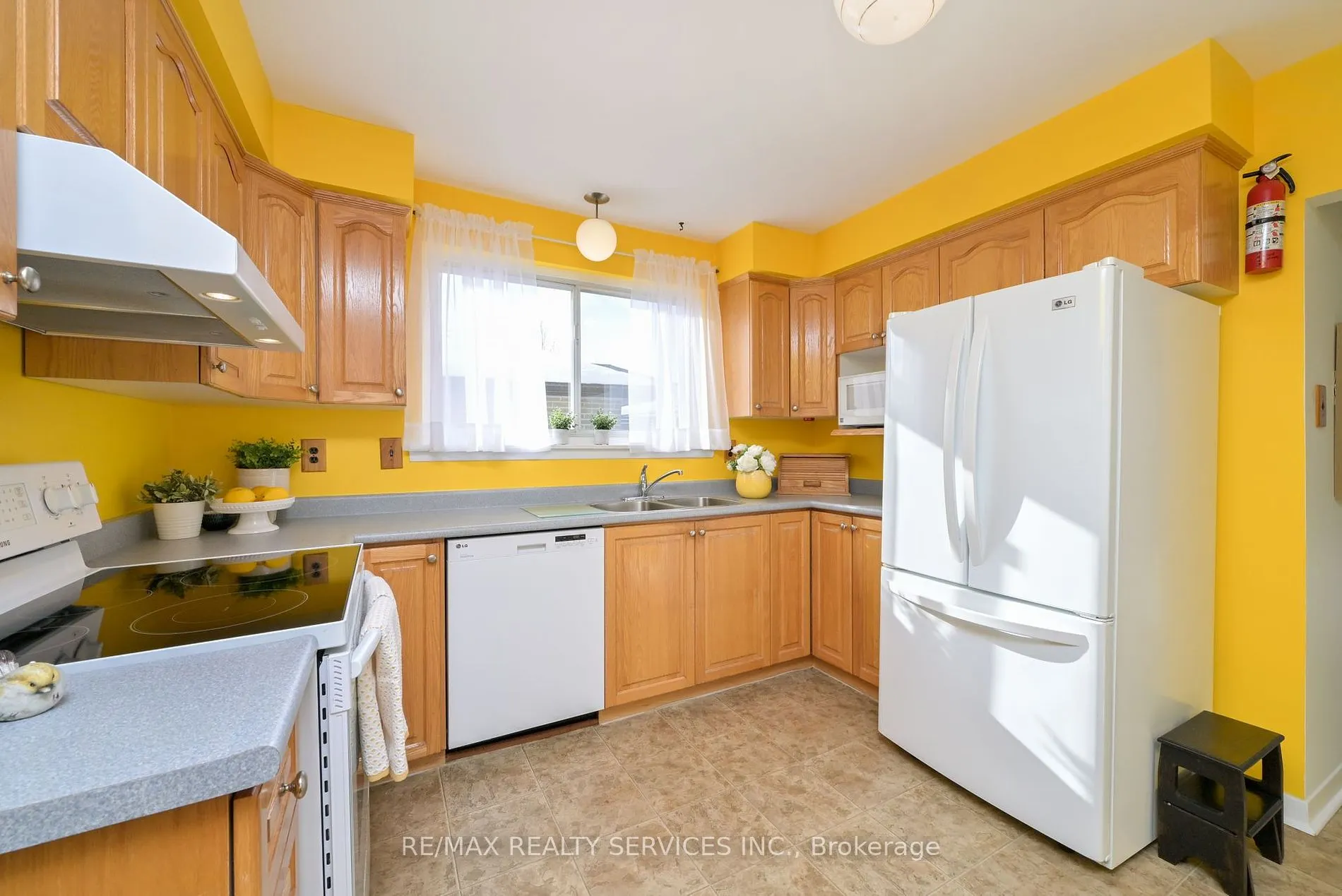 47 Durham Cres