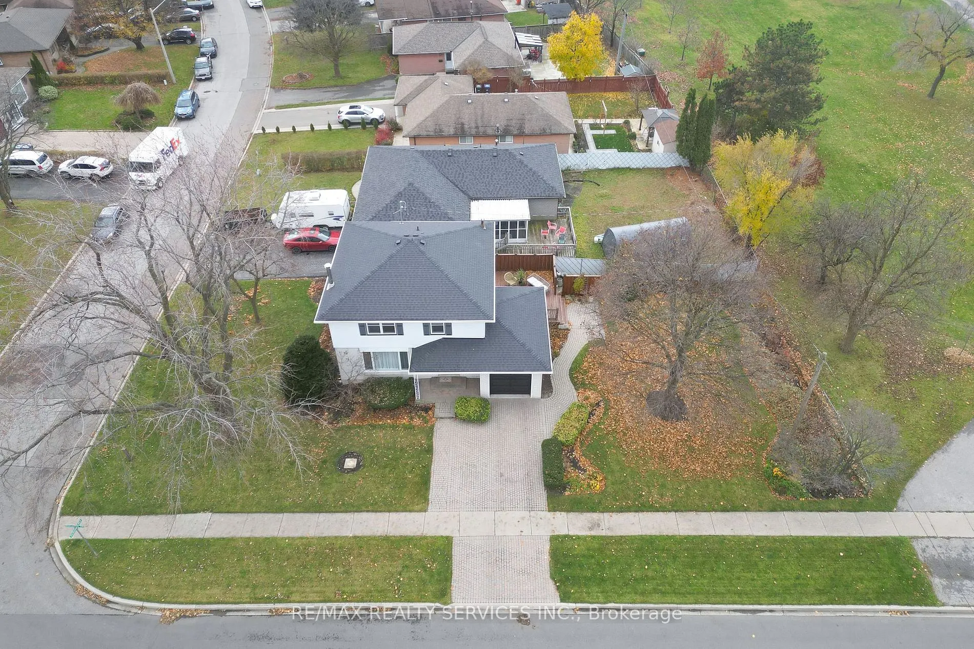 47 Durham Cres