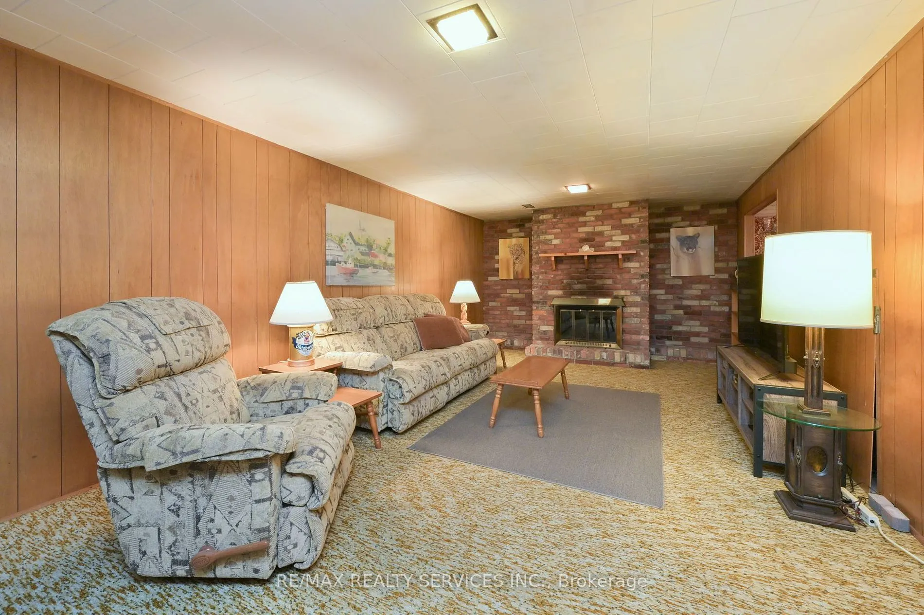 47 Durham Cres