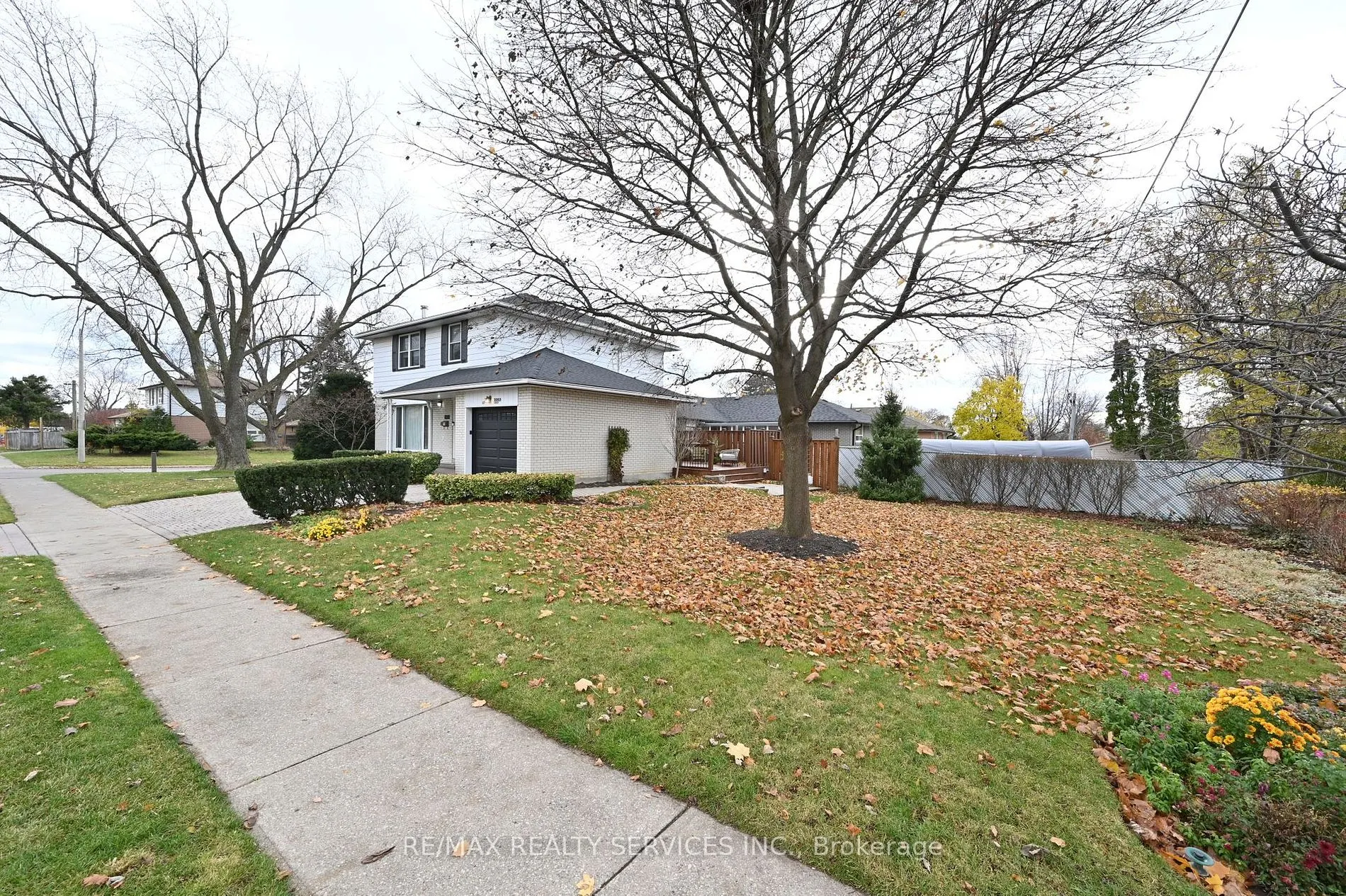 47 Durham Cres