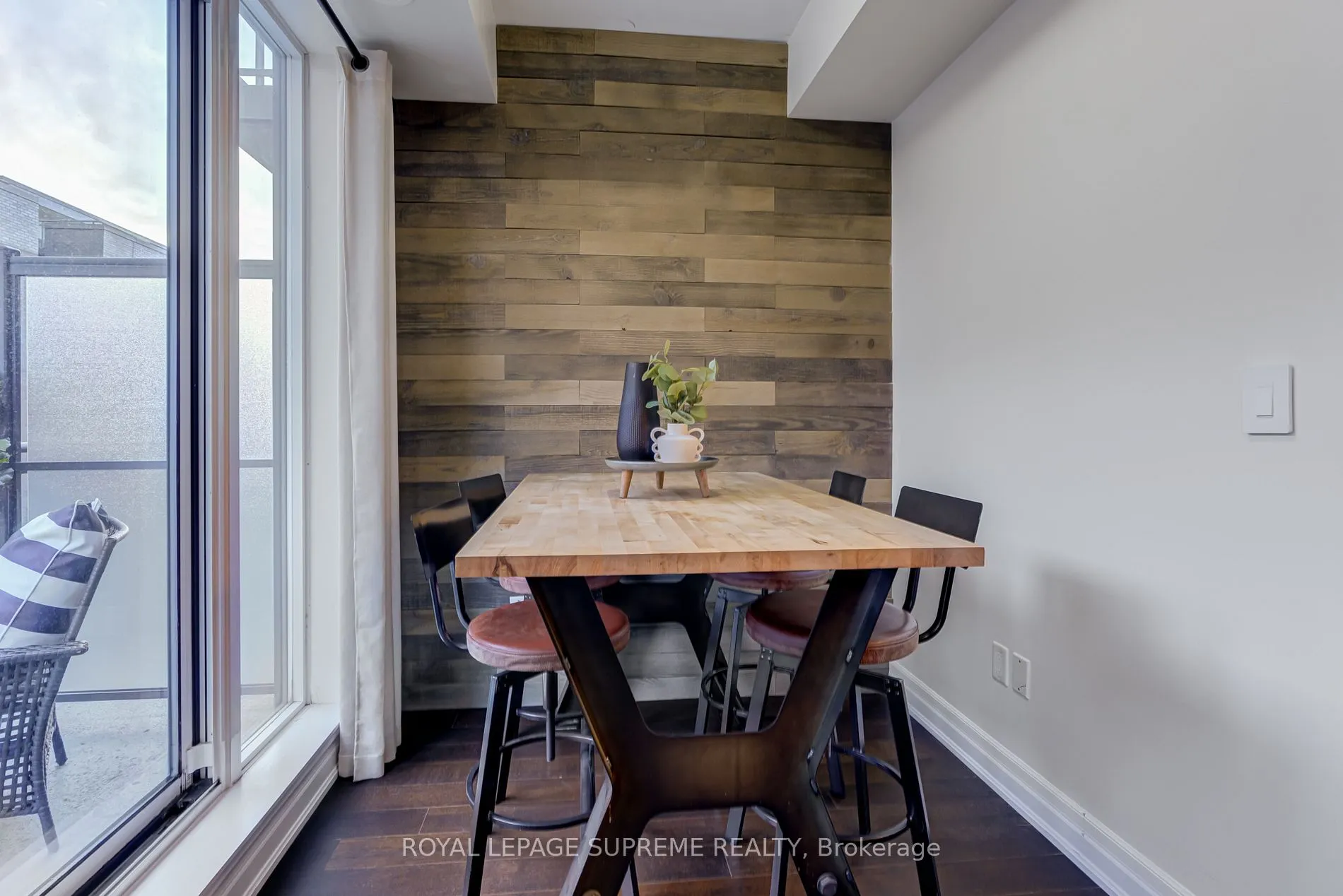 5 Sousa Mendes St, #503