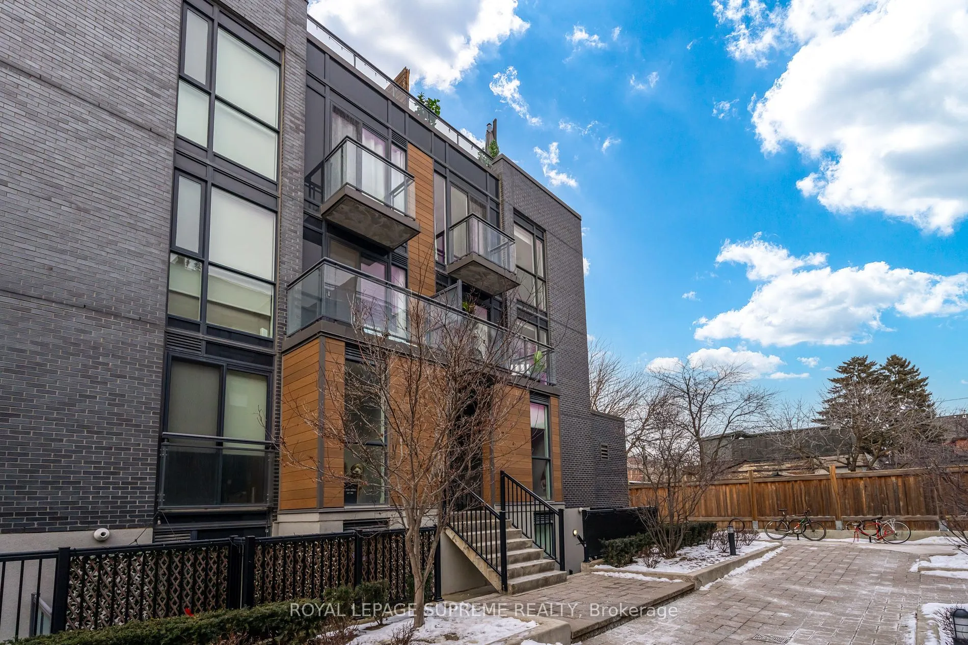 5 Sousa Mendes St, #503