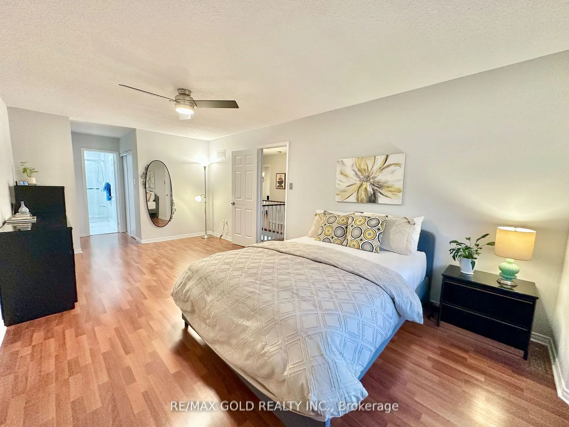 5967 Ladyburn Cres