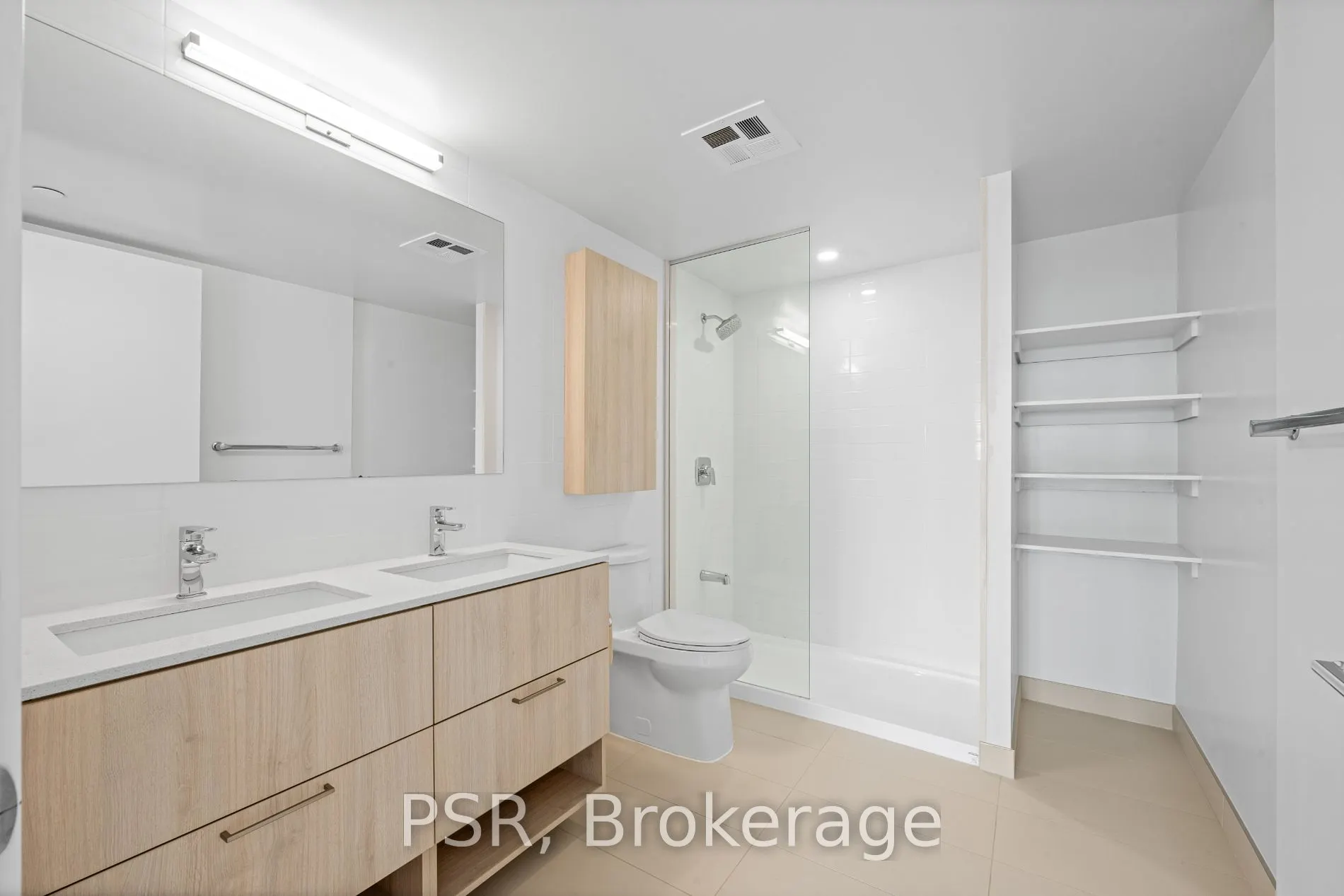 299 Campbell Ave, #819