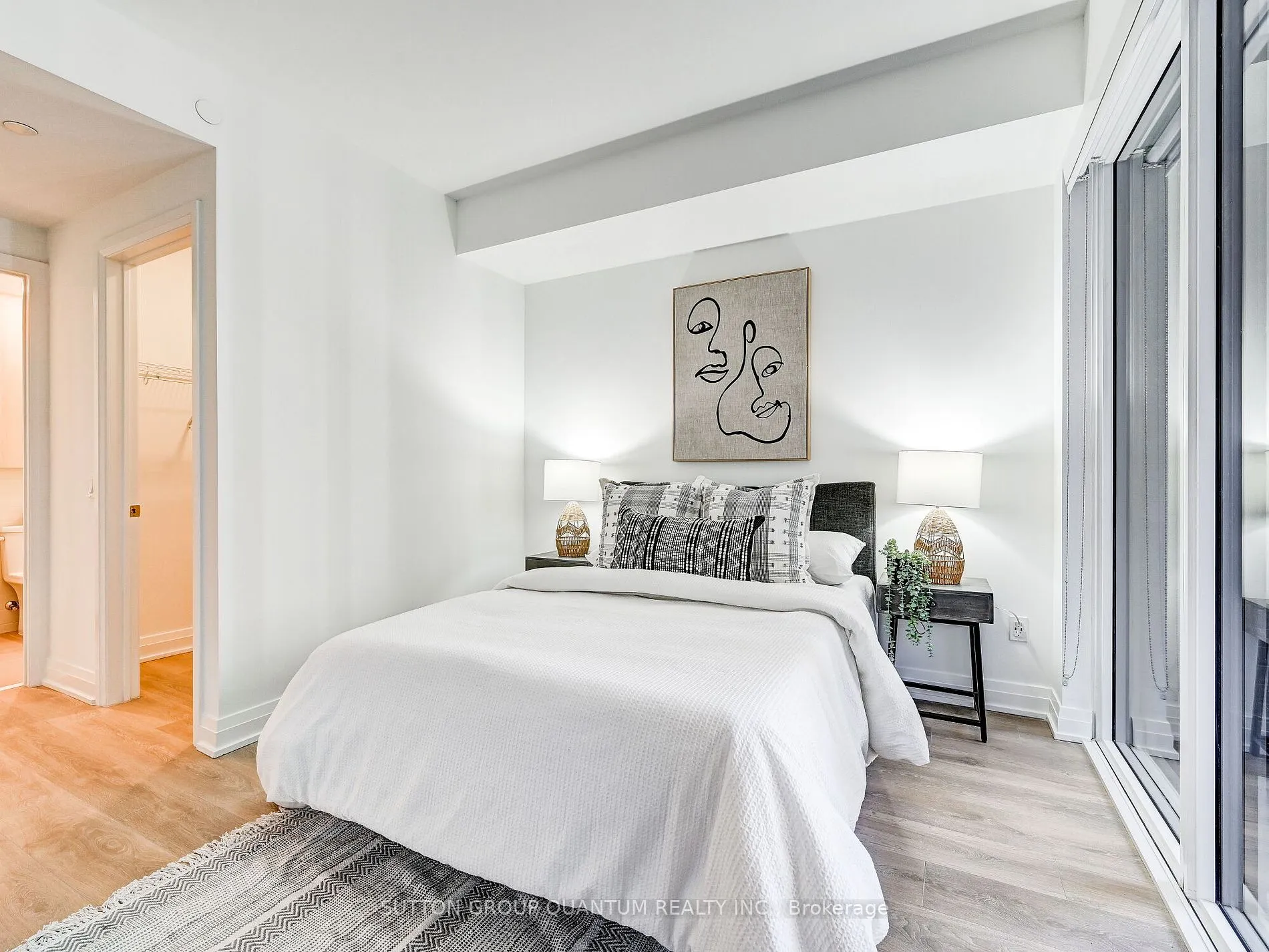 21 Park St E, #501