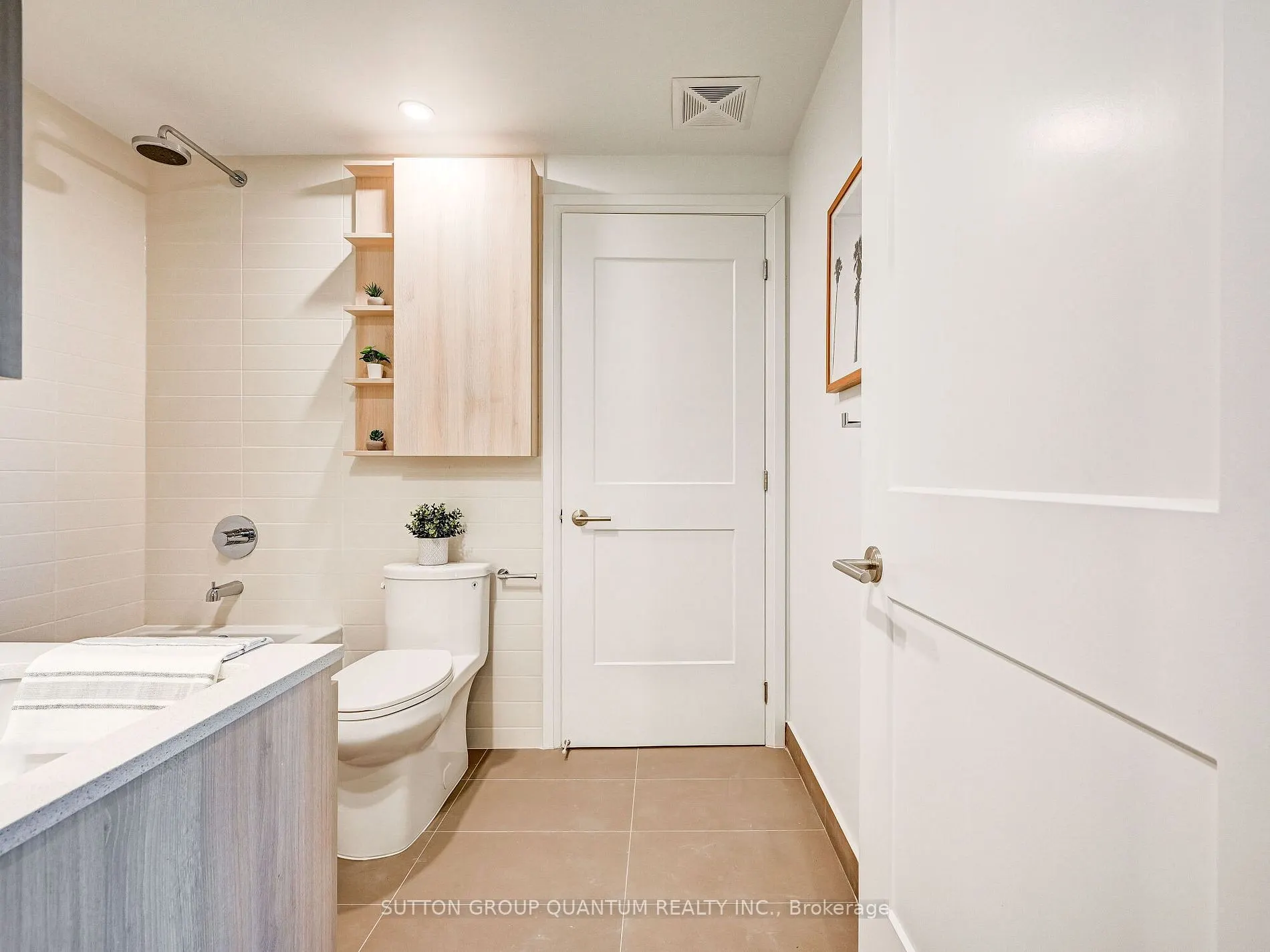 21 Park St E, #501