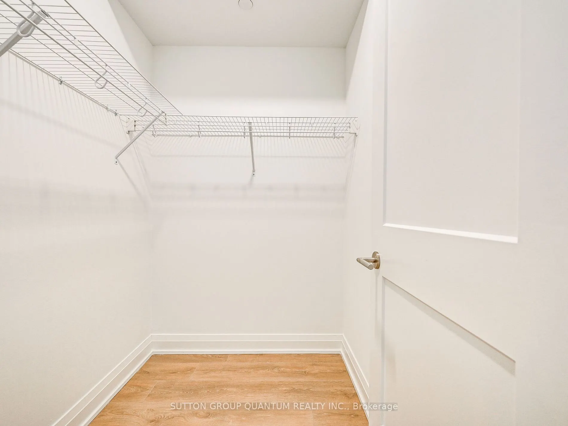21 Park St E, #501