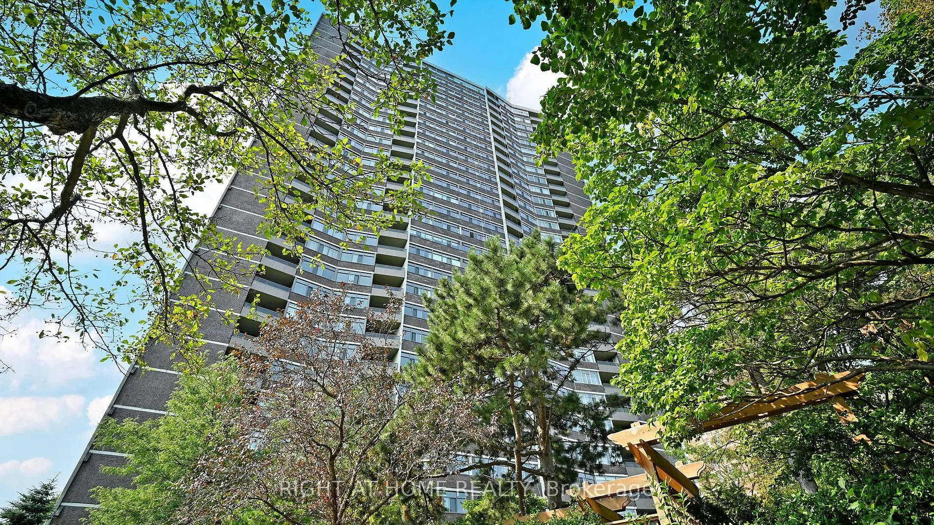 3100 Kirwin Ave, #2001
